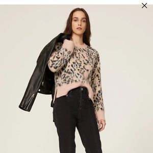 New AllSaints Animal Print Cropped Aurora Crew Fuzzy Pink Leopard Sweater XS NWT
